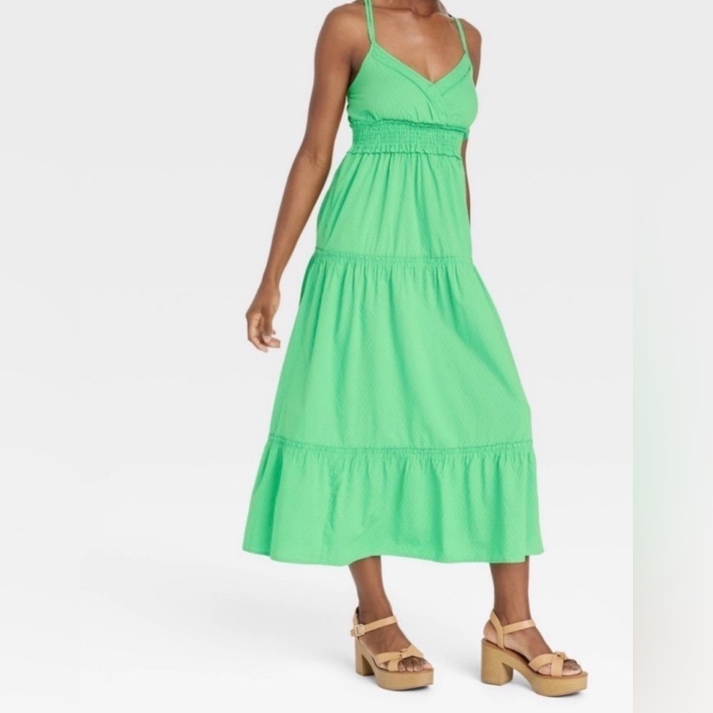 Universal Thread Spaghetti Strap Green Maxi  Dress W/ Pockets - Size L